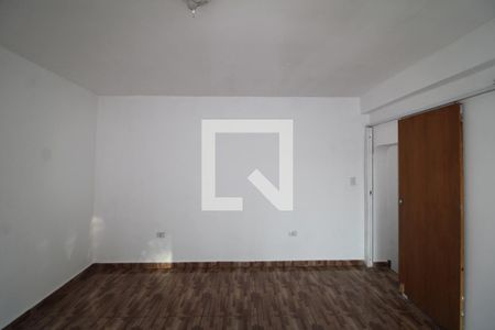 Quarto 2 de casa para alugar com 3 quartos, 120m² em Vila Renato (zona Norte), São Paulo