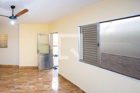 Sala de casa para alugar com 2 quartos, 50m² em Centro, Diadema