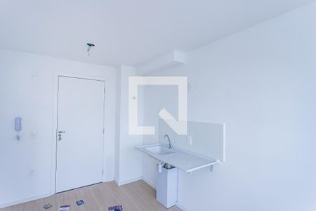 Sala e cozinha de apartamento para alugar com 1 quarto, 26m² em Freguesia do Ó, São Paulo