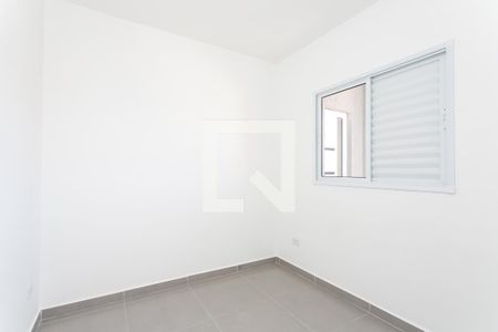 Quarto 2 de apartamento para alugar com 2 quartos, 53m² em Cidade Líder, São Paulo