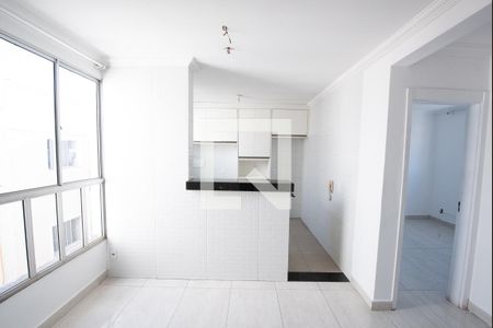 Sala de apartamento à venda com 2 quartos, 45m² em Santa Maria, Contagem