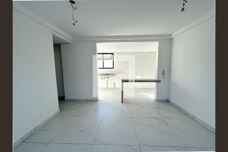 Apartamento à venda com 2 quartos, 138m² em Cabral , Contagem