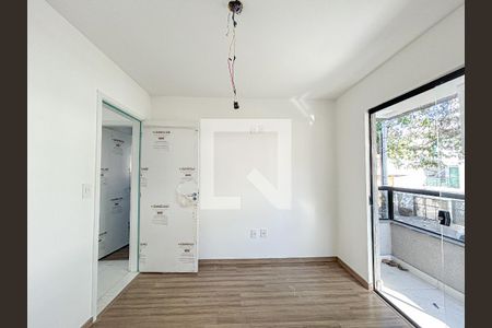 Apartamento à venda com 2 quartos, 138m² em Cabral , Contagem