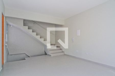 Sala de casa de condomínio para alugar com 2 quartos, 80m² em Vila Dom Pedro Ii, São Paulo