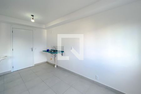 Sala de apartamento à venda com 1 quarto, 26m² em Parque Industrial Tomas Edson, São Paulo