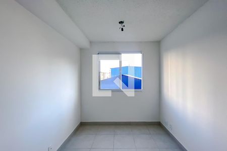 Apartamento à venda com 1 quarto, 26m² em Parque Industrial Tomas Edson, São Paulo