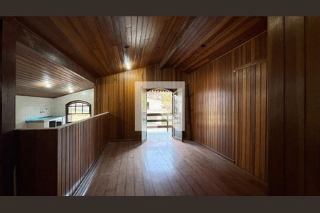 Sala de casa para alugar com 2 quartos, 70m² em Quitandinha, Petrópolis