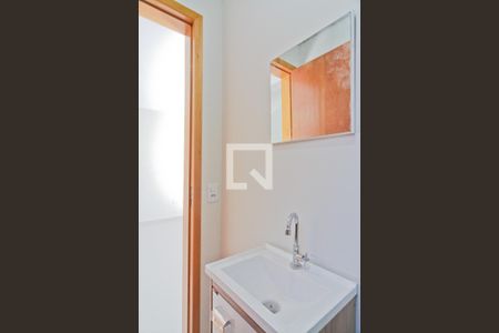 Lavabo de casa de condomínio para alugar com 2 quartos, 80m² em Vila Dom Pedro Ii, São Paulo