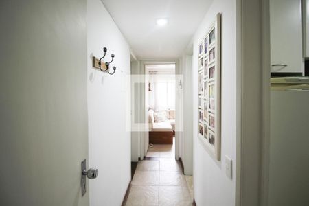 Corredor de apartamento à venda com 3 quartos, 95m² em Vila Nova Conceição, São Paulo