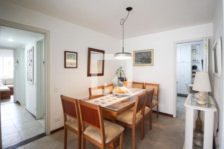Sala de apartamento à venda com 3 quartos, 95m² em Vila Nova Conceição, São Paulo