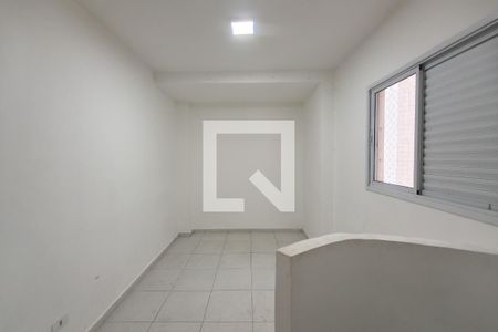 Quarto de kitnet/studio para alugar com 1 quarto, 30m² em Vila Tupi, Praia Grande