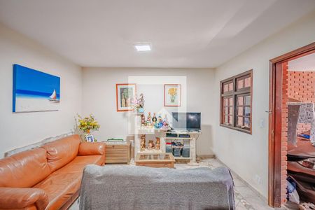Sala de casa à venda com 3 quartos, 109m² em Jardim Santos Dumont, São Paulo