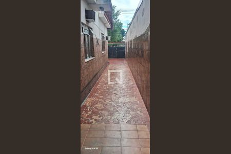 Corredor de casa para alugar com 2 quartos, 139m² em Guadalupe, Rio de Janeiro