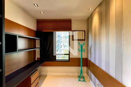 Apartamento para alugar com 3 quartos, 96m² em Laranjeiras, Rio de Janeiro