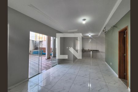 Casa de Condomínio para alugar com 3 quartos, 137m² em Vargem Grande, Rio de Janeiro