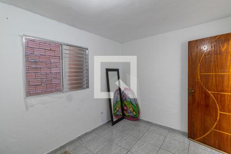Casa 1 - Quarto 2 de casa à venda com 3 quartos, 345m² em Vila Sao Jose (guaianazes), São Paulo
