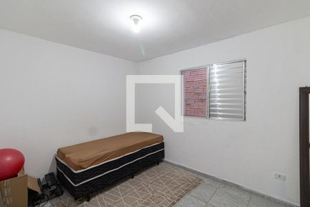 Casa 1 - Quarto 2 de casa à venda com 3 quartos, 345m² em Vila Sao Jose (guaianazes), São Paulo