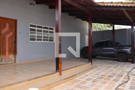 Garagem de casa para alugar com 4 quartos, 420m² em Jardim América, Goiânia