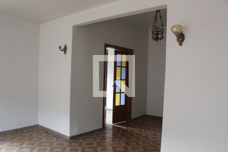 Sala de casa para alugar com 7 quartos, 560m² em Pechincha, Rio de Janeiro