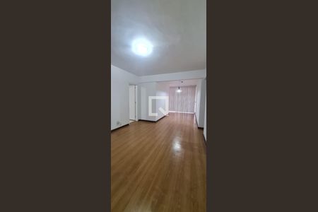 Sala de apartamento para alugar com 2 quartos, 80m² em Vila Isabel, Rio de Janeiro