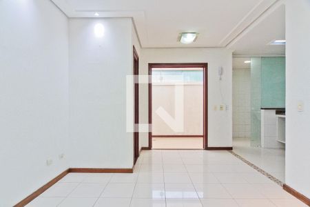 Sala de casa de condomínio para alugar com 3 quartos, 145m² em Santa Teresinha, São Paulo