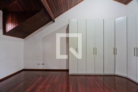 Suíte de casa de condomínio para alugar com 3 quartos, 145m² em Santa Teresinha, São Paulo