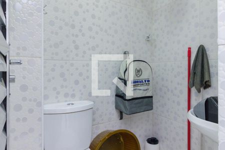 Banheiro de kitnet/studio para alugar com 1 quarto, 50m² em Anhanguera, São Paulo