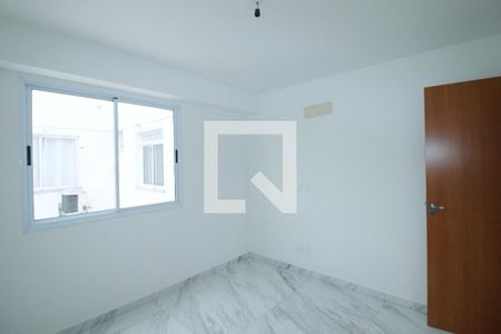 Quarto 2 de apartamento à venda com 2 quartos, 73m² em Vila Kosmos, Rio de Janeiro
