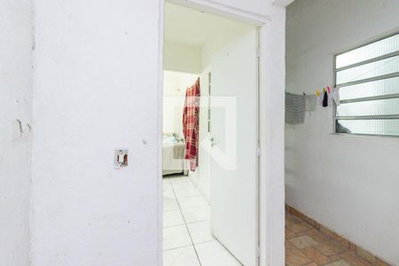 Entrada de kitnet/studio para alugar com 1 quarto, 60m² em Anhanguera, São Paulo