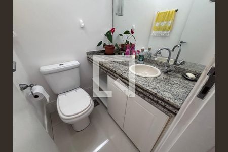 Lavabo de apartamento para alugar com 4 quartos, 142m² em Recreio dos Bandeirantes, Rio de Janeiro