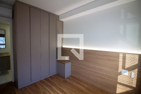 Suíte  de apartamento para alugar com 1 quarto, 50m² em Jardim das Acacias, São Paulo