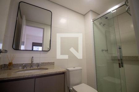 Banheiro da Suíte de apartamento para alugar com 1 quarto, 50m² em Jardim das Acacias, São Paulo