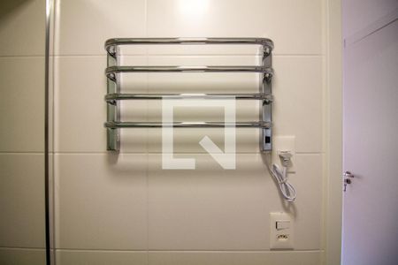 Banheiro da Suíte de apartamento para alugar com 1 quarto, 50m² em Jardim das Acacias, São Paulo