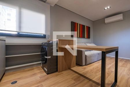 Sala/Cozinha de apartamento para alugar com 1 quarto, 51m² em Cerqueira César, São Paulo