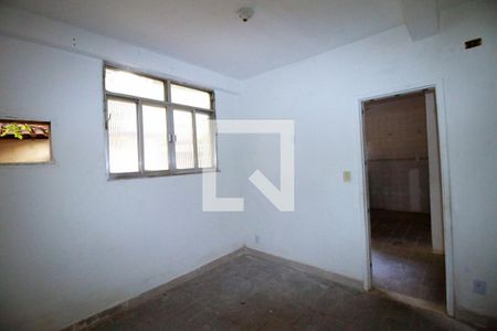 Quarto 1 de casa para alugar com 2 quartos, 60m² em Penha, Rio de Janeiro