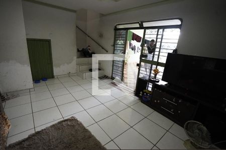 Casa à venda com 4 quartos, 150m² em Loteamento Goiania Viva, Goiânia