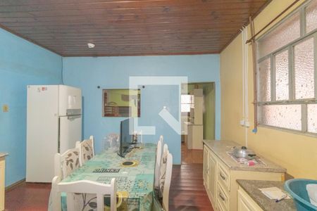 Cozinha de casa à venda com 3 quartos, 300m² em Olaria, Canoas