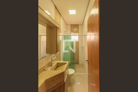 Banheiro da Suíte de casa para alugar com 3 quartos, 200m² em Jardim Ipaussurama, Campinas