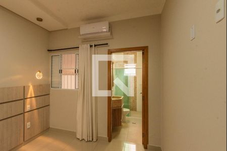 Suíte de casa para alugar com 3 quartos, 200m² em Jardim Ipaussurama, Campinas