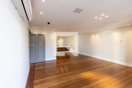 Sala de apartamento para alugar com 3 quartos, 198m² em Perdizes, São Paulo
