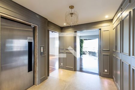 Hall de entrada de apartamento para alugar com 3 quartos, 198m² em Perdizes, São Paulo