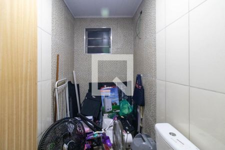 Banheiro de casa à venda com 1 quarto, 385m² em Guarujá, Porto Alegre