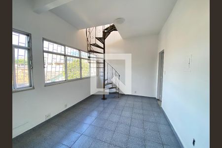 Casa à venda com 4 quartos, 217m² em Encantado, Rio de Janeiro