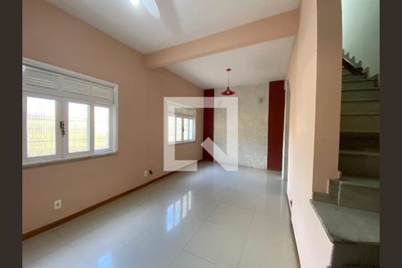 Casa à venda com 4 quartos, 217m² em Encantado, Rio de Janeiro
