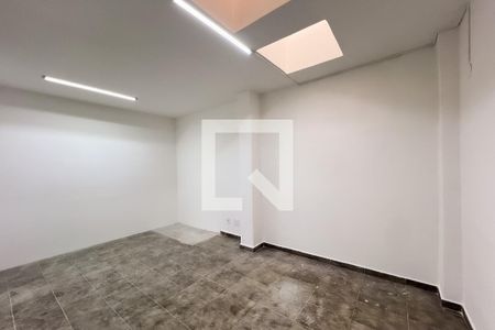 Casa à venda com 3 quartos, 192m² em Jardim Santo Antonio, Valinhos