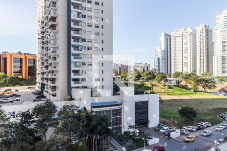 Vista da Varanda da Sala de apartamento para alugar com 3 quartos, 96m² em Alphaville Empresarial, Barueri
