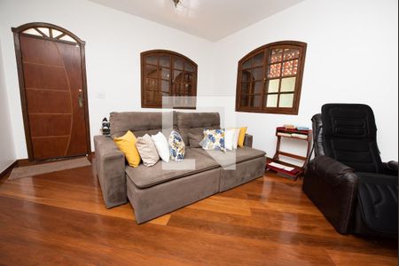 Sala de casa à venda com 3 quartos, 360m² em Diamante, Belo Horizonte