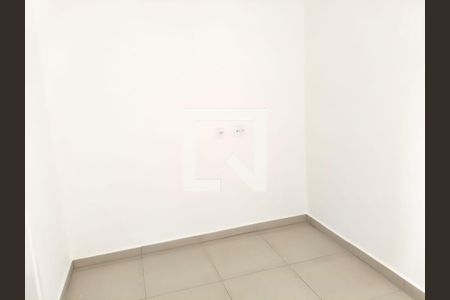 Quarto de apartamento para alugar com 2 quartos, 44m² em Vila Sul Americana, Carapicuíba