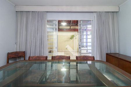 Casa para alugar com 3 quartos, 160m² em Santo Amaro, São Paulo