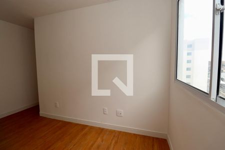 Sala de apartamento para alugar com 2 quartos, 40m² em Retiro, Salvador